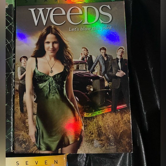 Weeds Season One - Picture 5 of 9